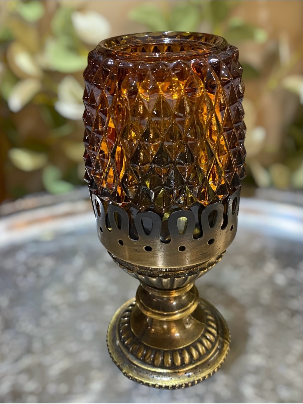 Vintage Fairy Lamp Amber Diamond Point Indiana Glass Brass Base Gorgeous - Picture 4 of 11